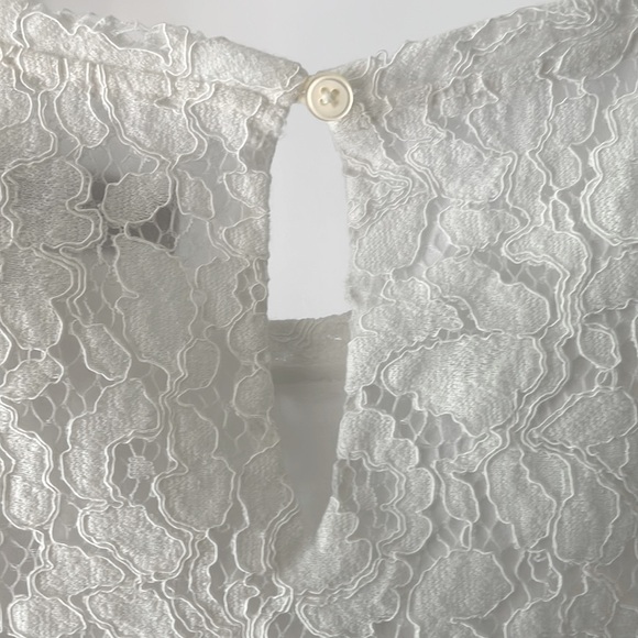 LOFT XS White Flutter Sleeve Blouse with Lace Overlay - Picture 6 of 6